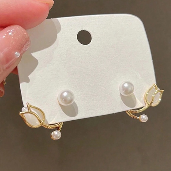 Luxe Gold Tone Tulip Faux Pearl Huggie Earrings - Picture 4 of 4